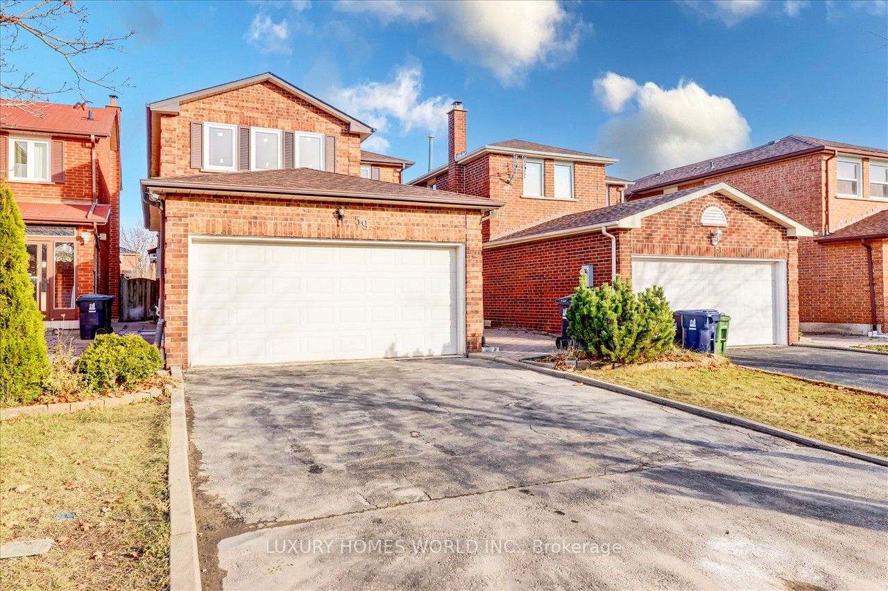 59 Lansbury Dr