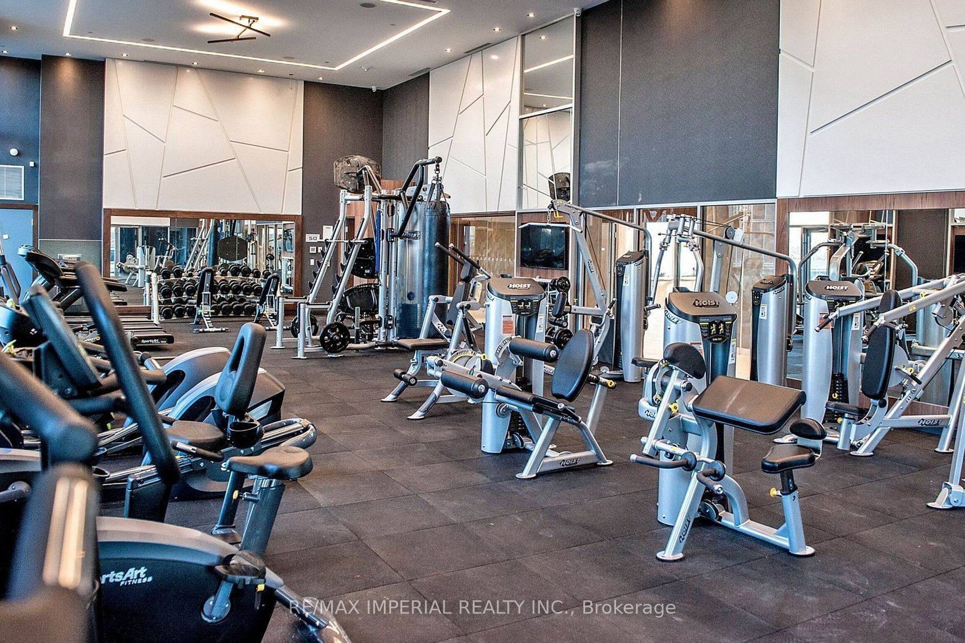275 Village Green Sq, #2916