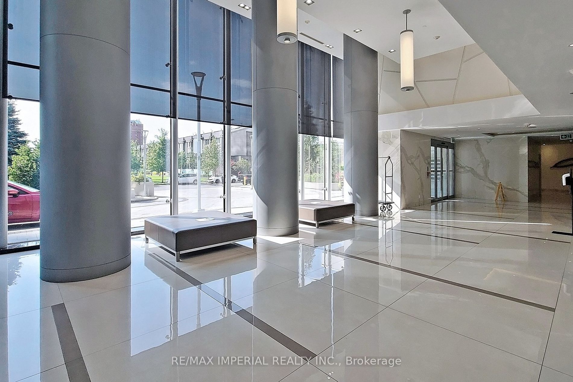 275 Village Green Sq, #2916