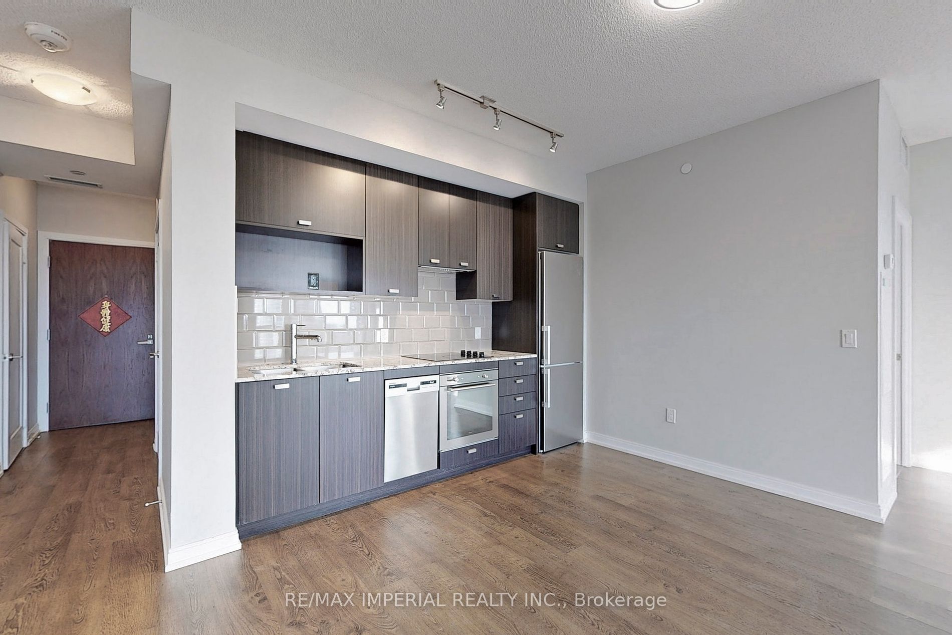 275 Village Green Sq, #2916