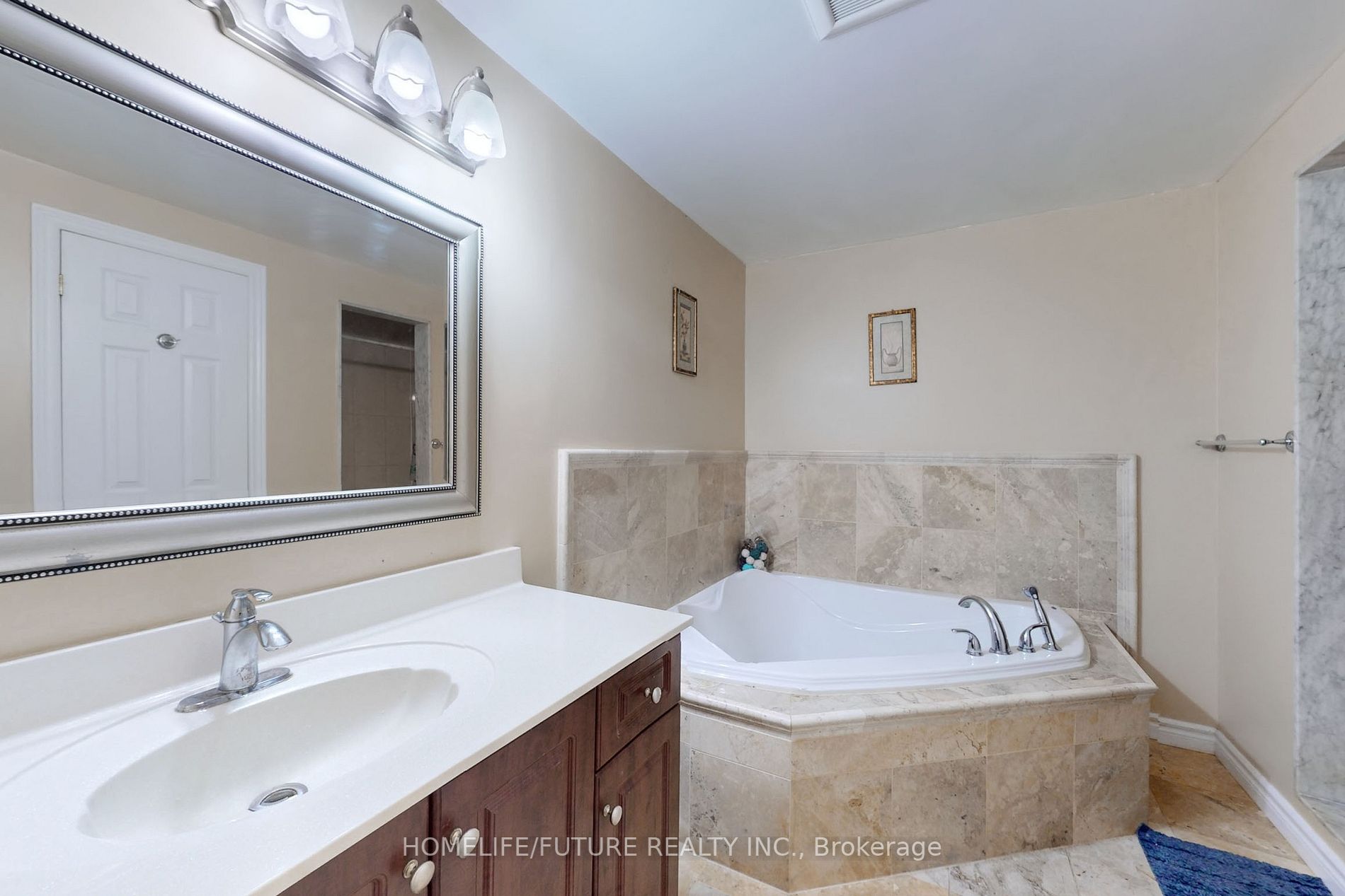 113 Hupfield Tr