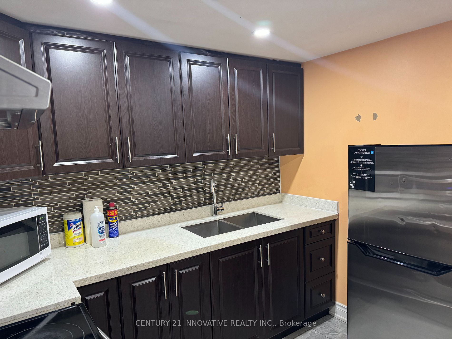 235 Hupfield Tr