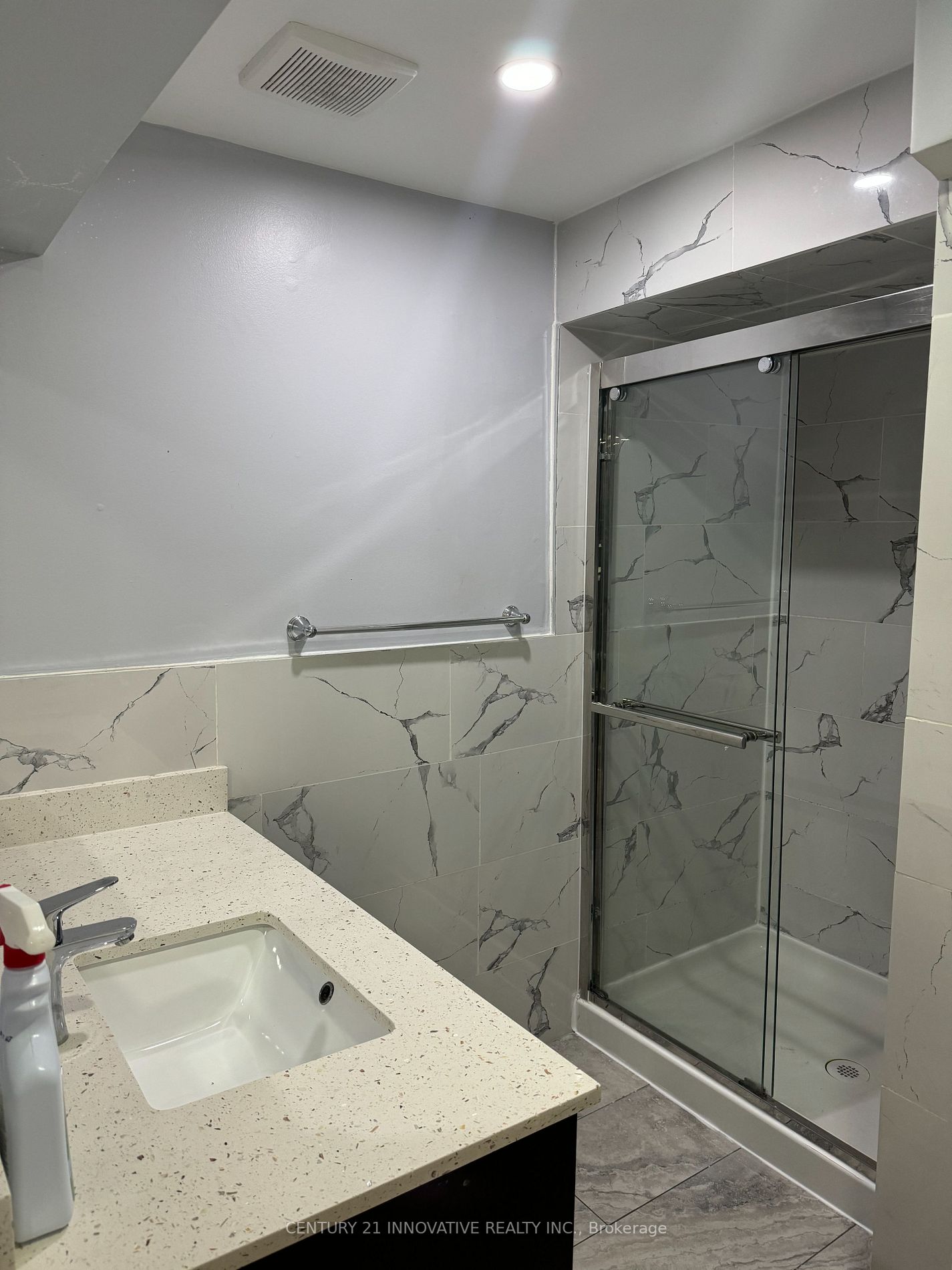 235 Hupfield Tr