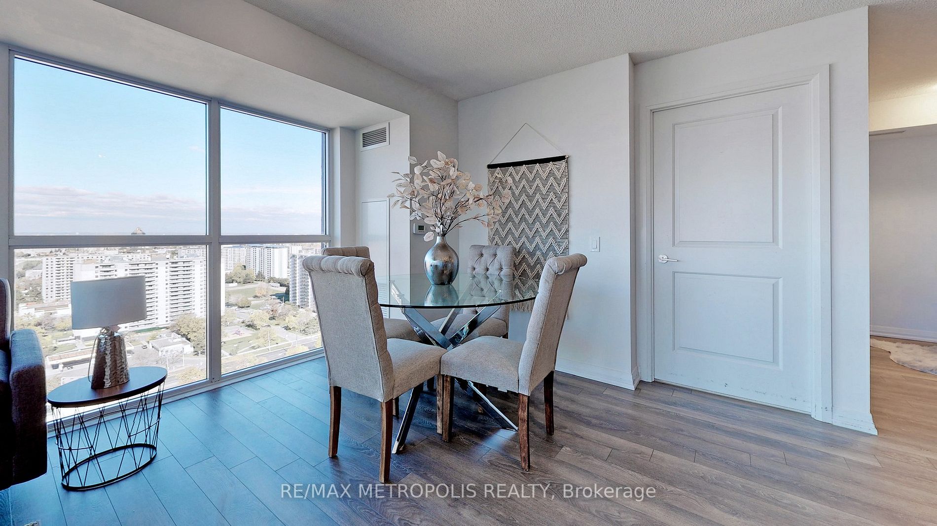 30 Meadowglen Place, #2405