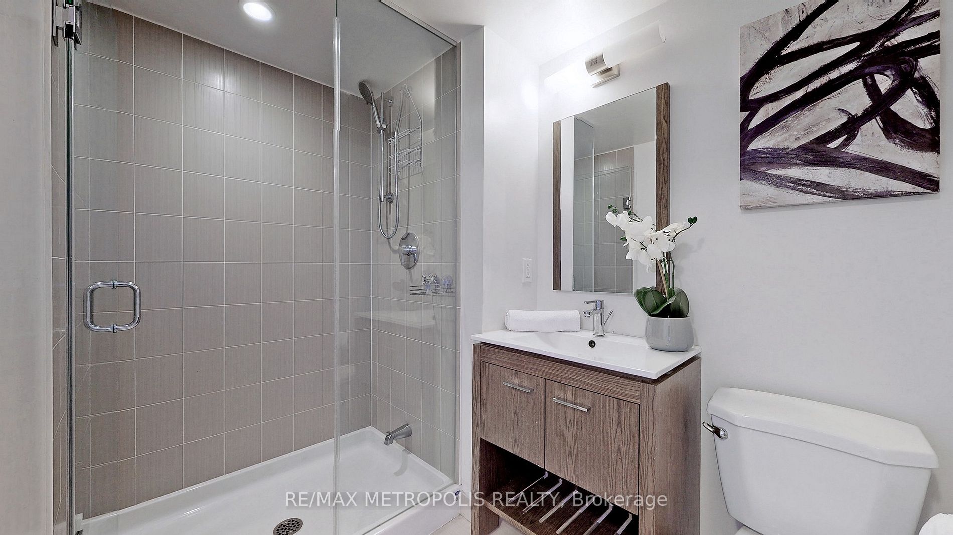30 Meadowglen Place, #2405