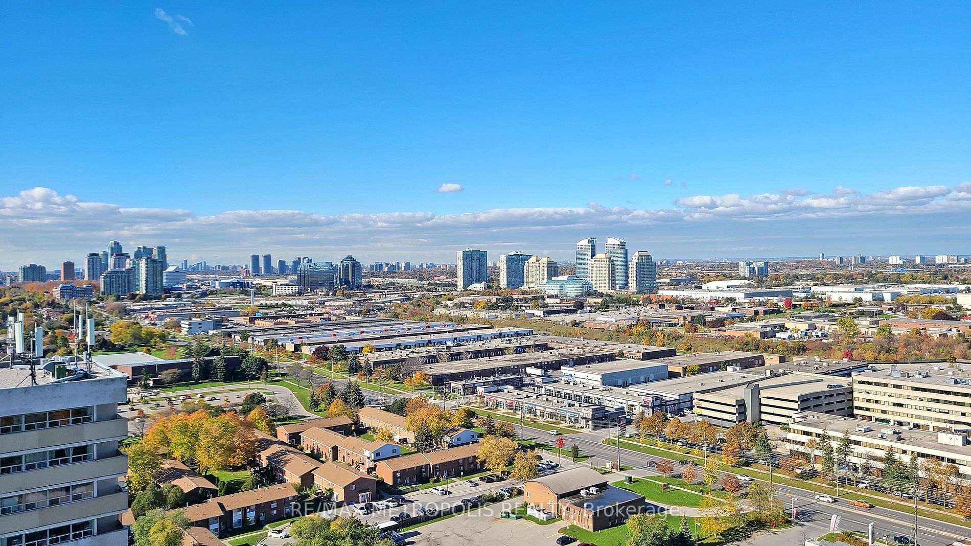 30 Meadowglen Place, #2405
