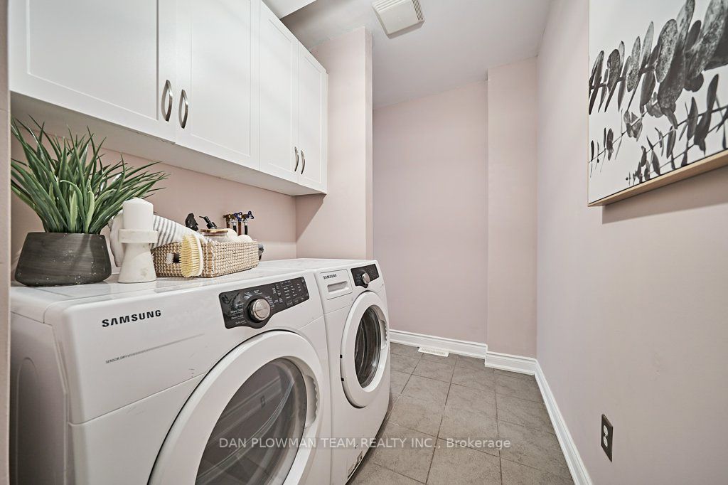 52 Wessex Dr
