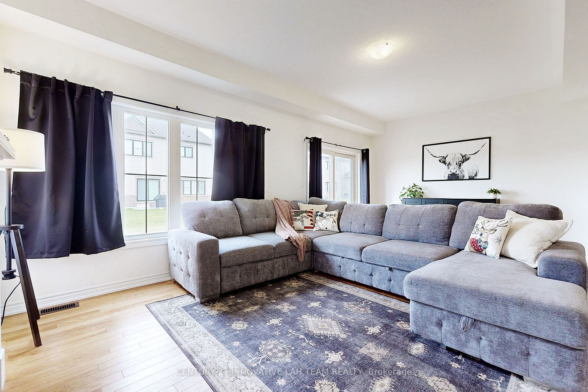 216 Fleetwood Dr