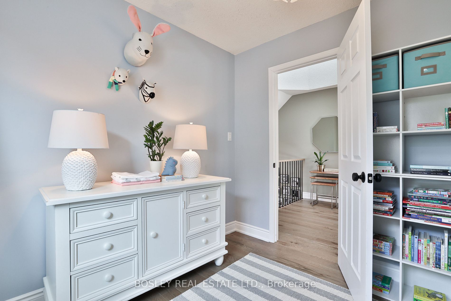 38 Bowles Dr