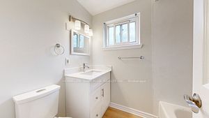 380 Vancouver Cres