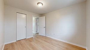 380 Vancouver Cres