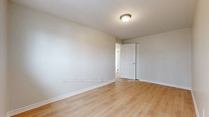 380 Vancouver Cres