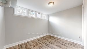 380 Vancouver Cres
