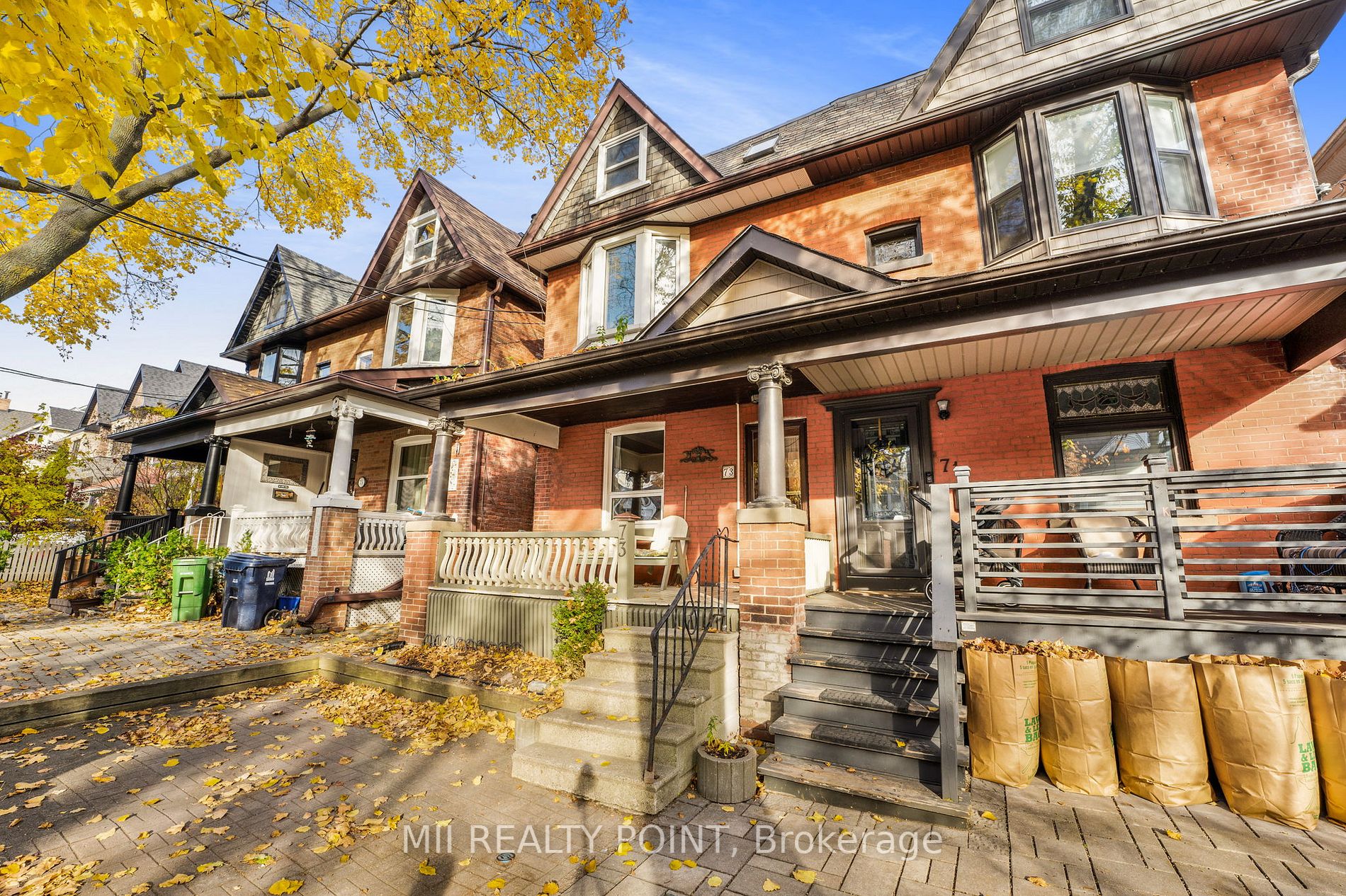 73 Leuty Ave