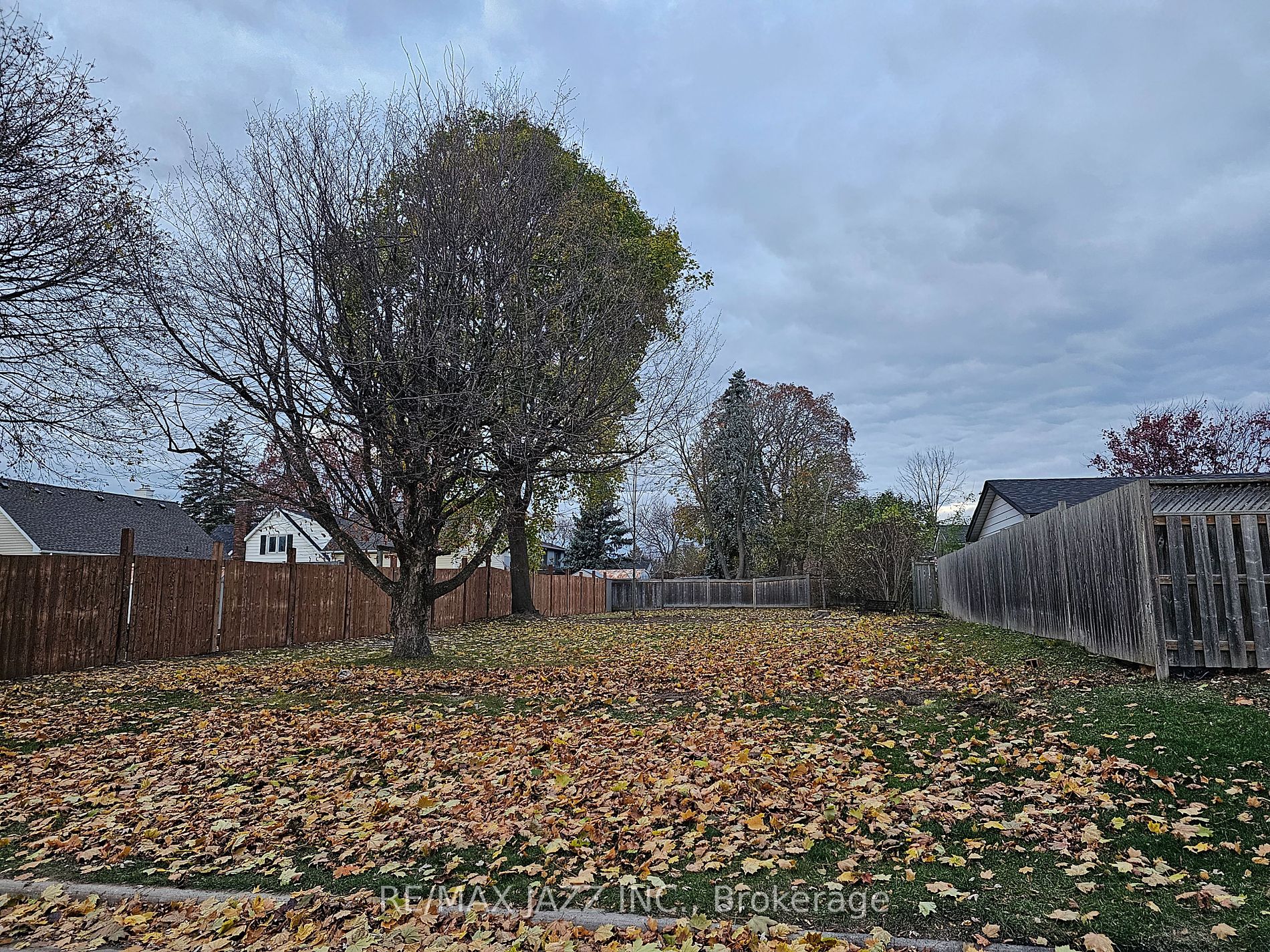 760 Hoskin Ave