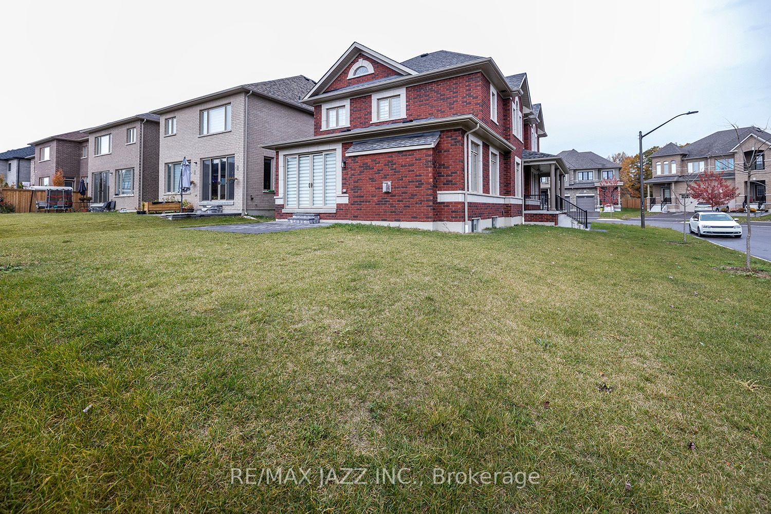29 Ouellette Dr
