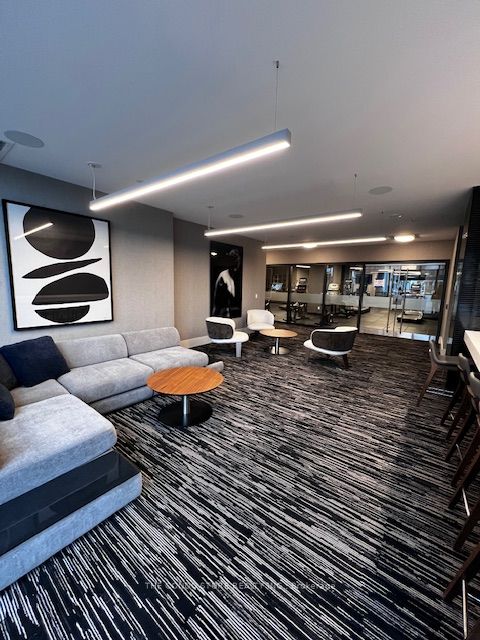 286 Main St, #212