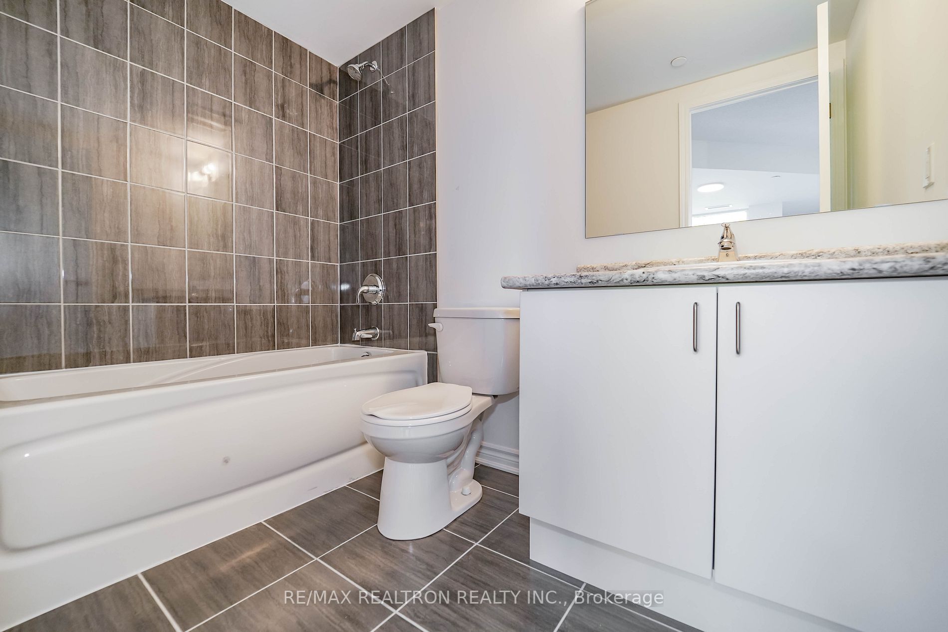 1 Falaise Rd, #412
