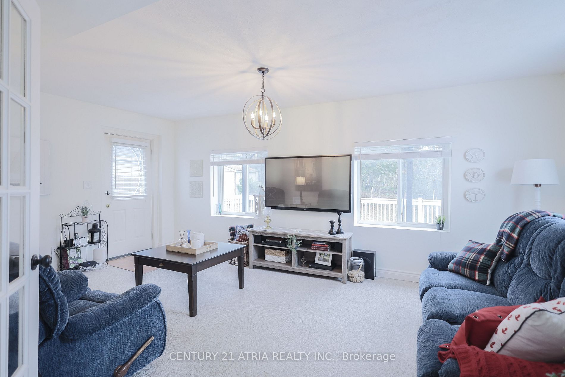 2415 6th Concession Rd