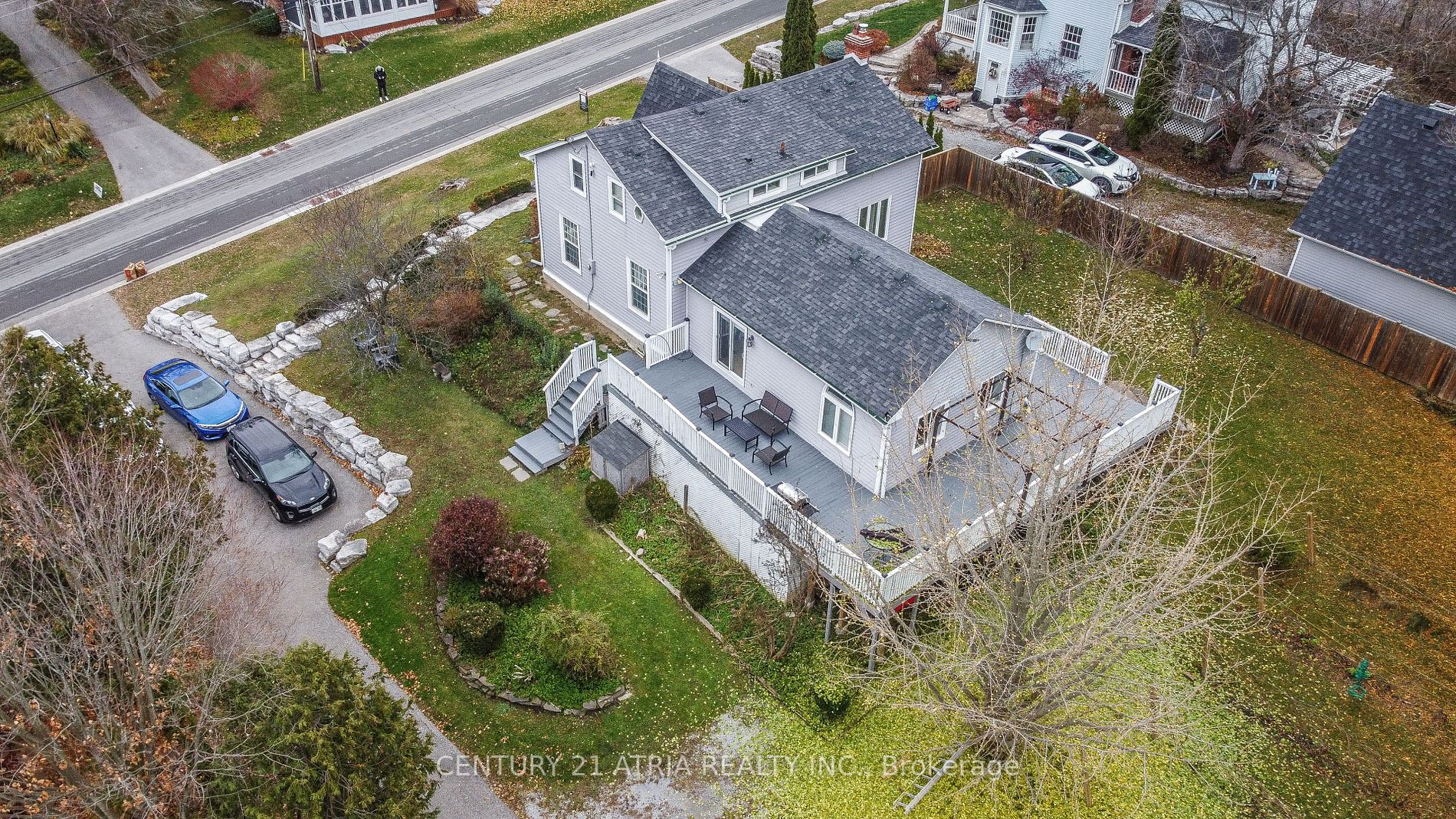 2415 6th Concession Rd