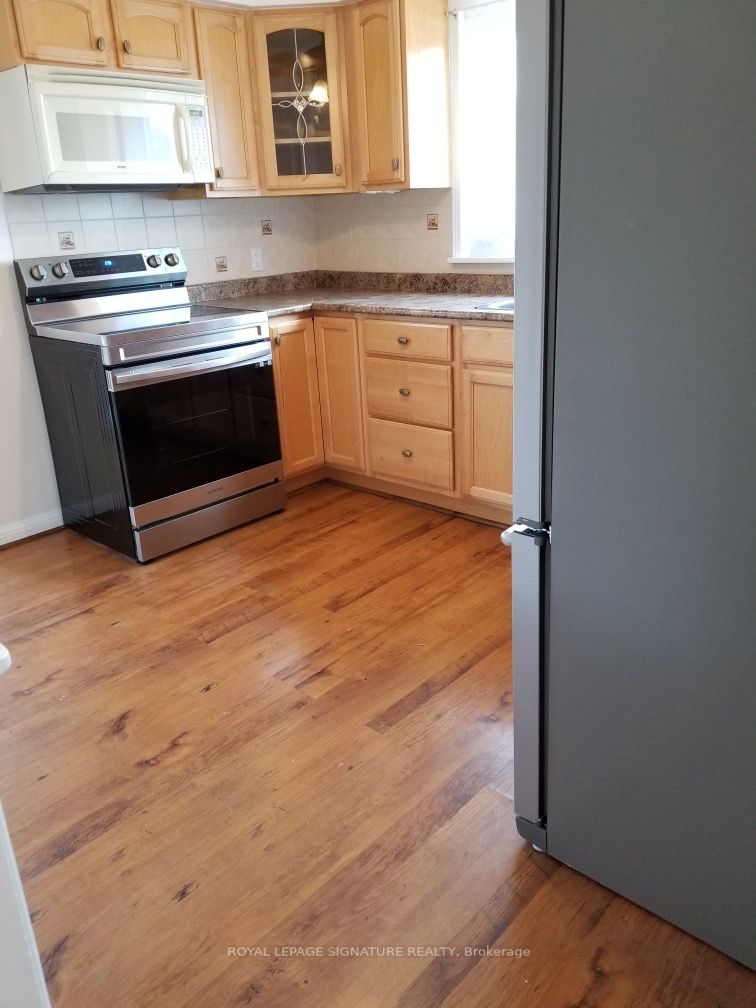 352 Highland Ave, #Upper