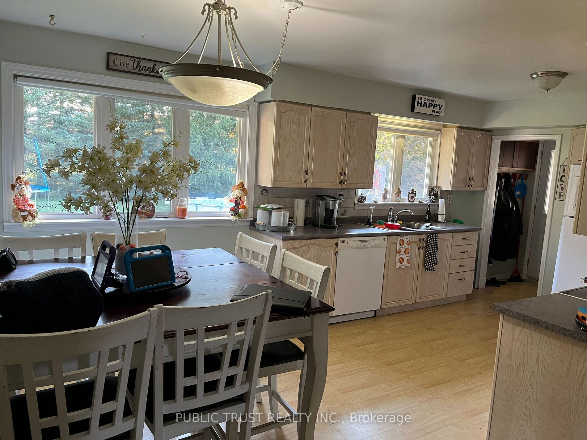 3515 Simcoe St N