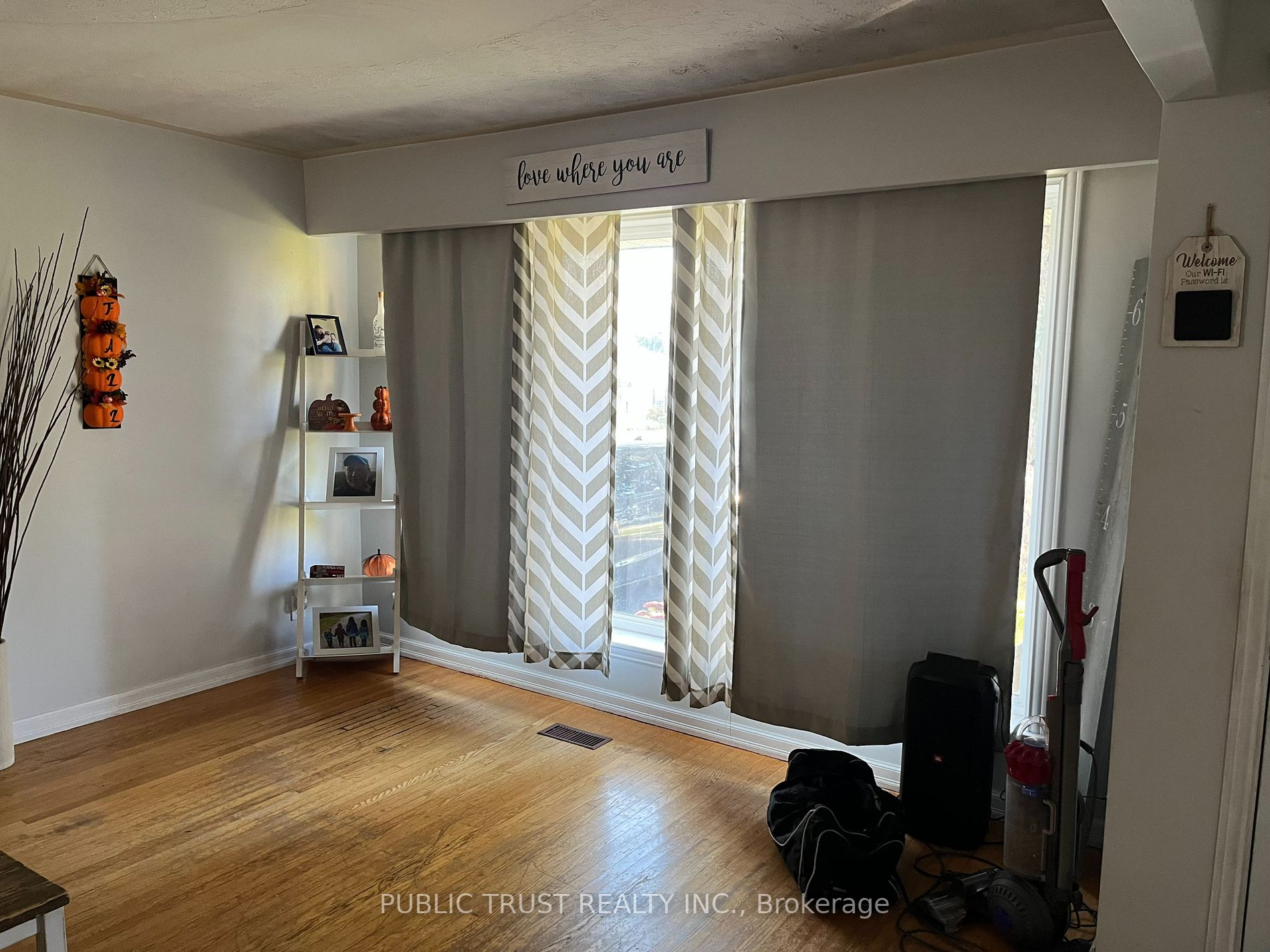3515 Simcoe St N