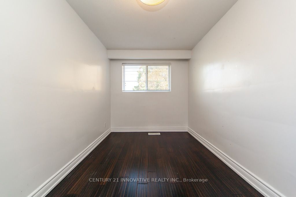 135 Queensbury Avenue