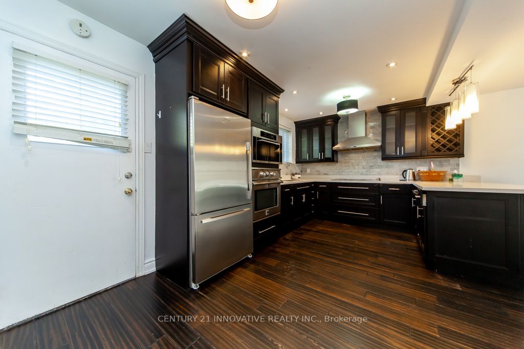 135 Queensbury Avenue