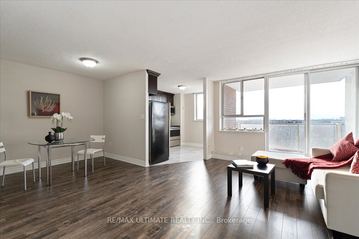 100 Wingarden Crt, #913