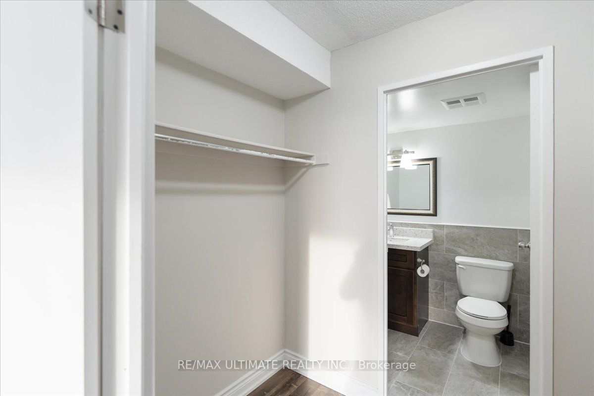 100 Wingarden Crt, #913