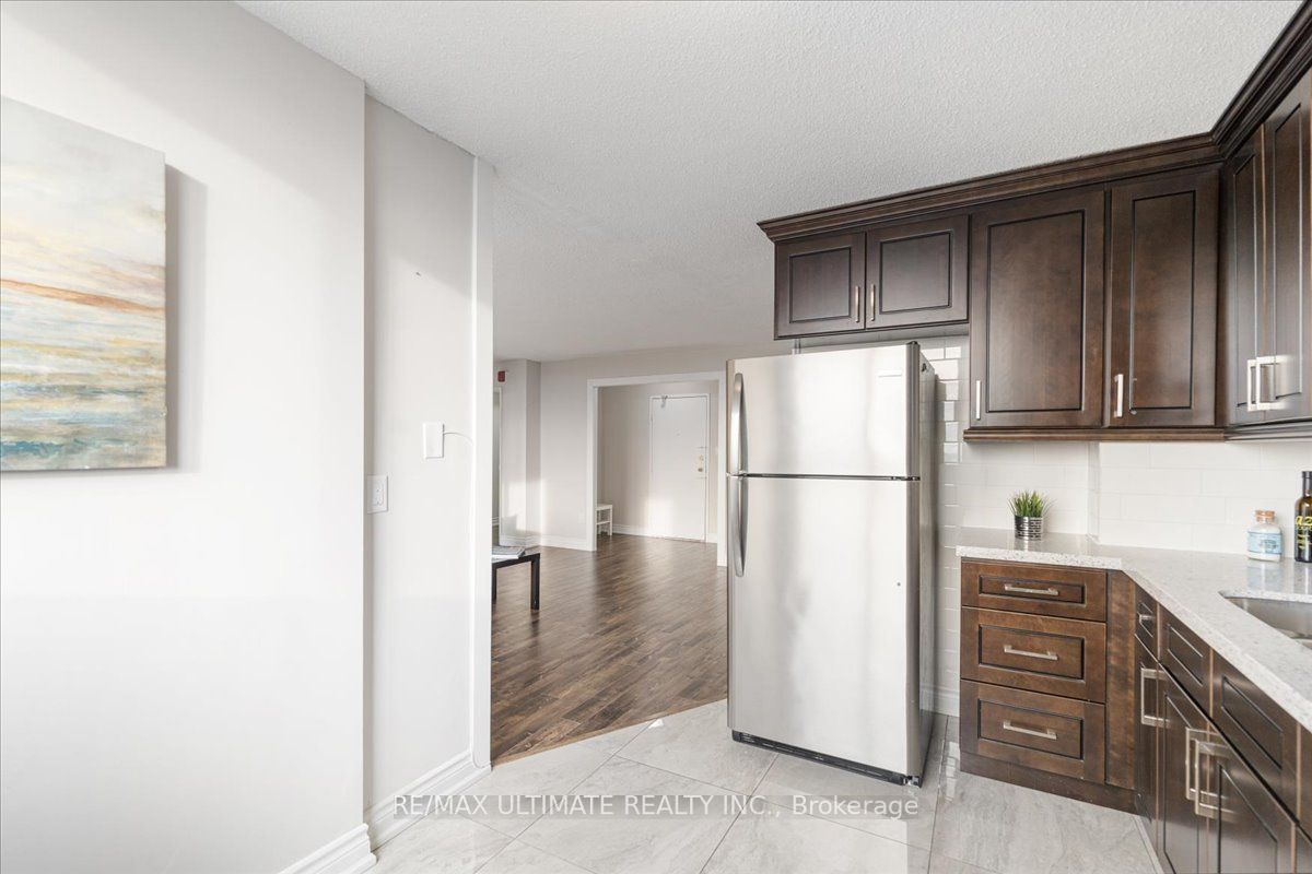 100 Wingarden Crt, #913