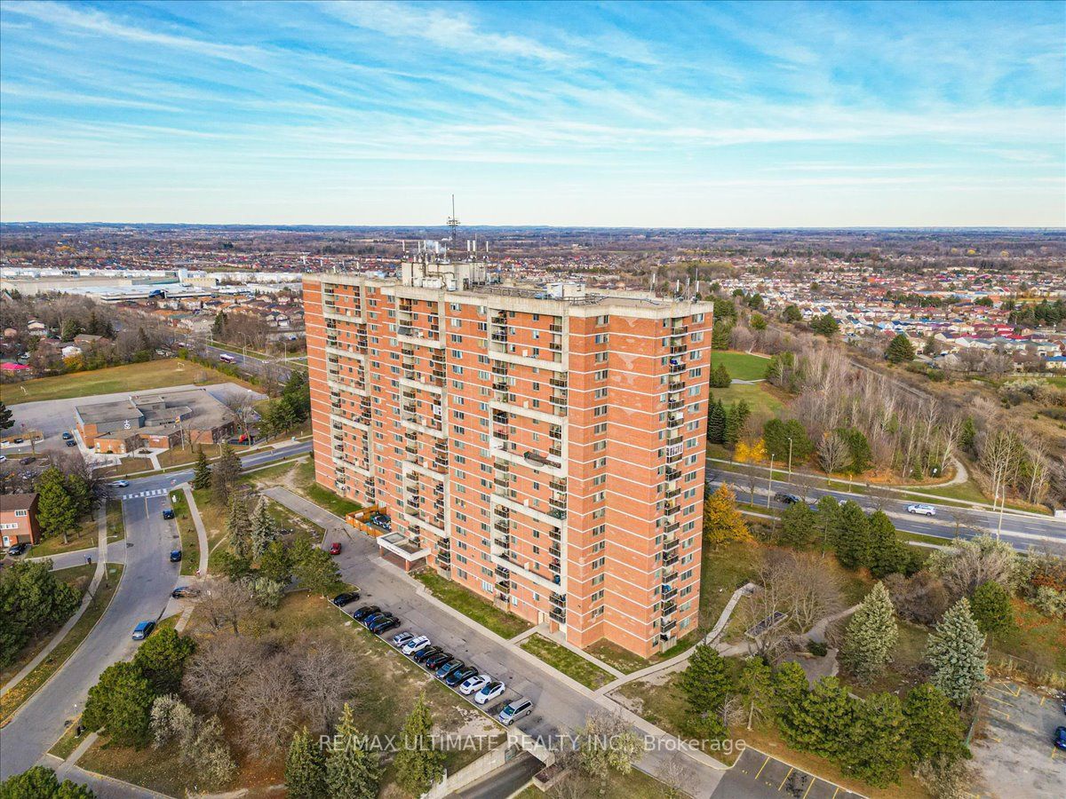 100 Wingarden Crt, #913