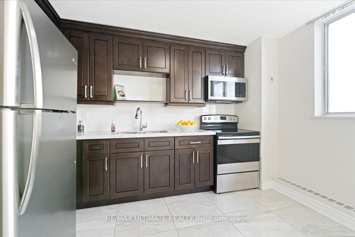 100 Wingarden Crt, #913