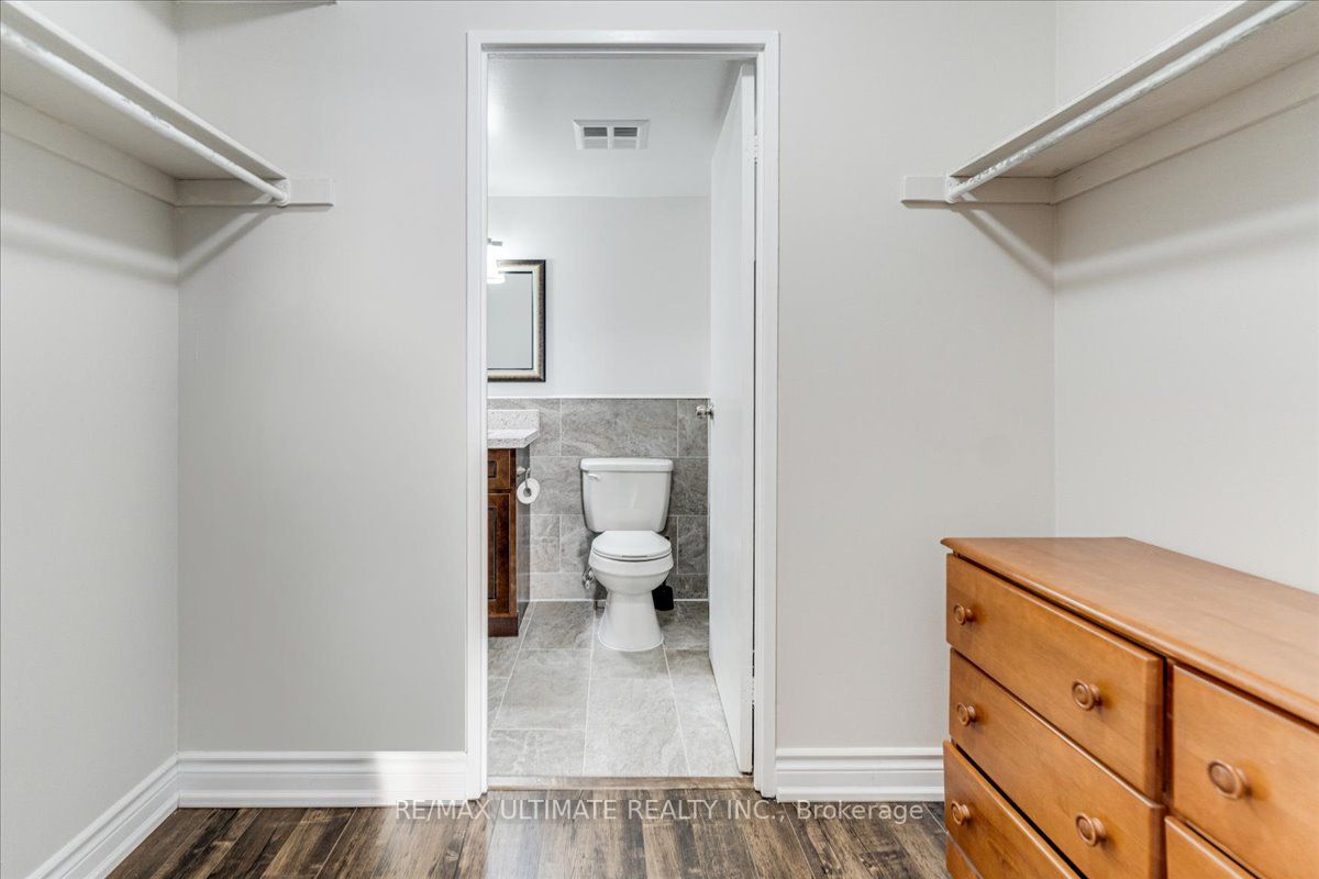 100 Wingarden Crt, #913