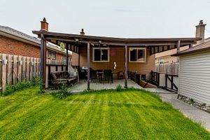 28 Clifford Crt