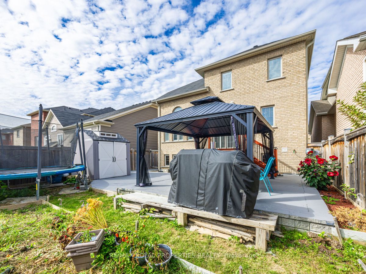 102 Sumersford Drive