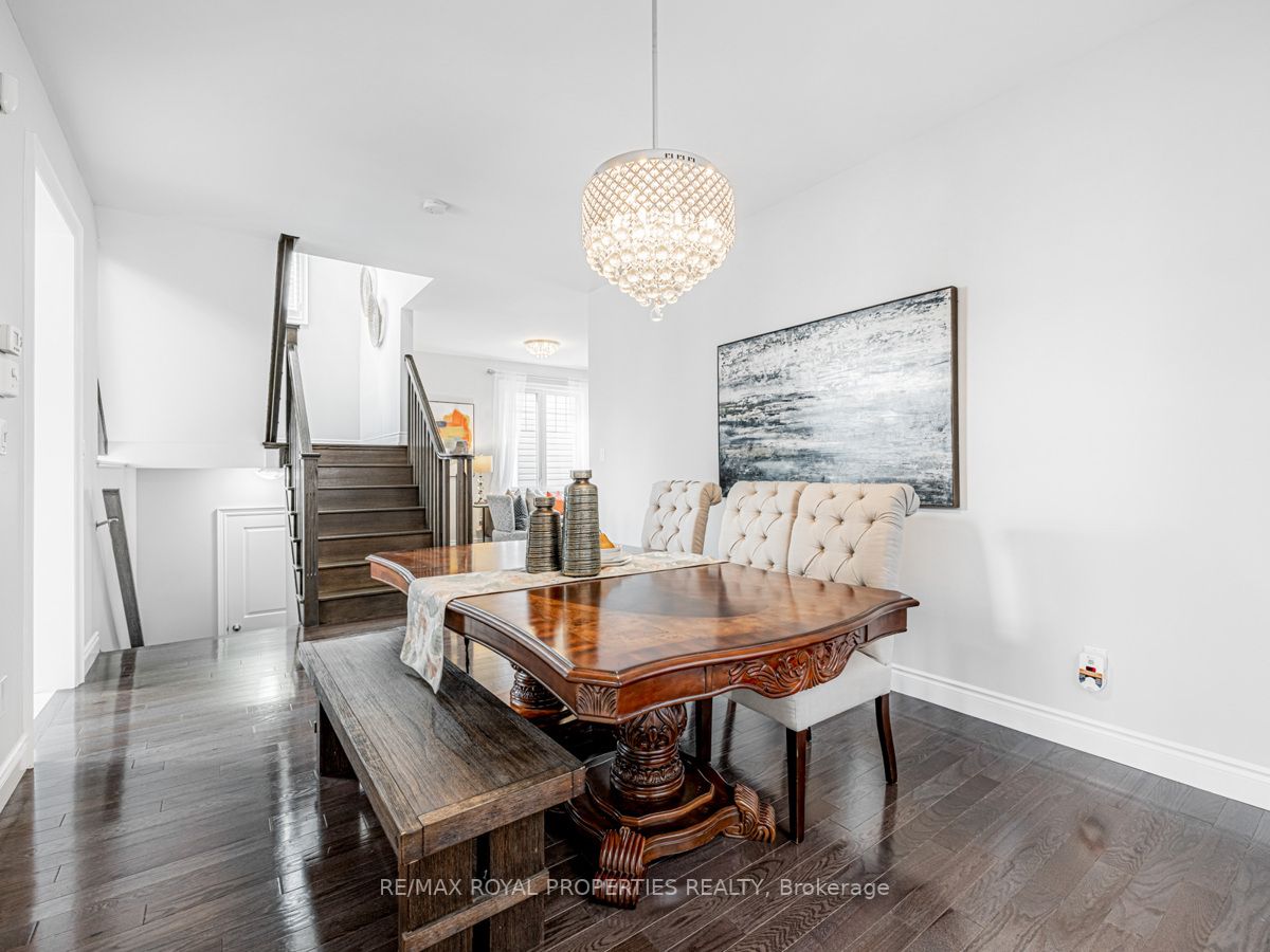 102 Sumersford Drive