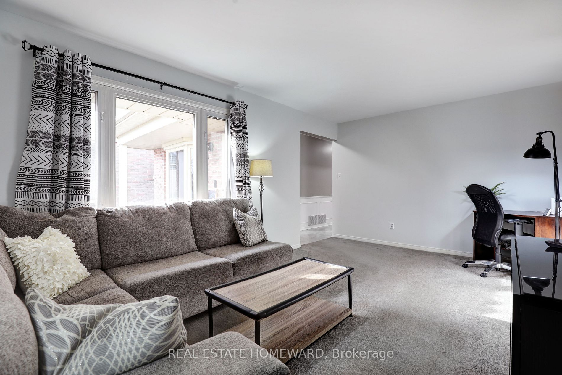 14 Barnes Dr