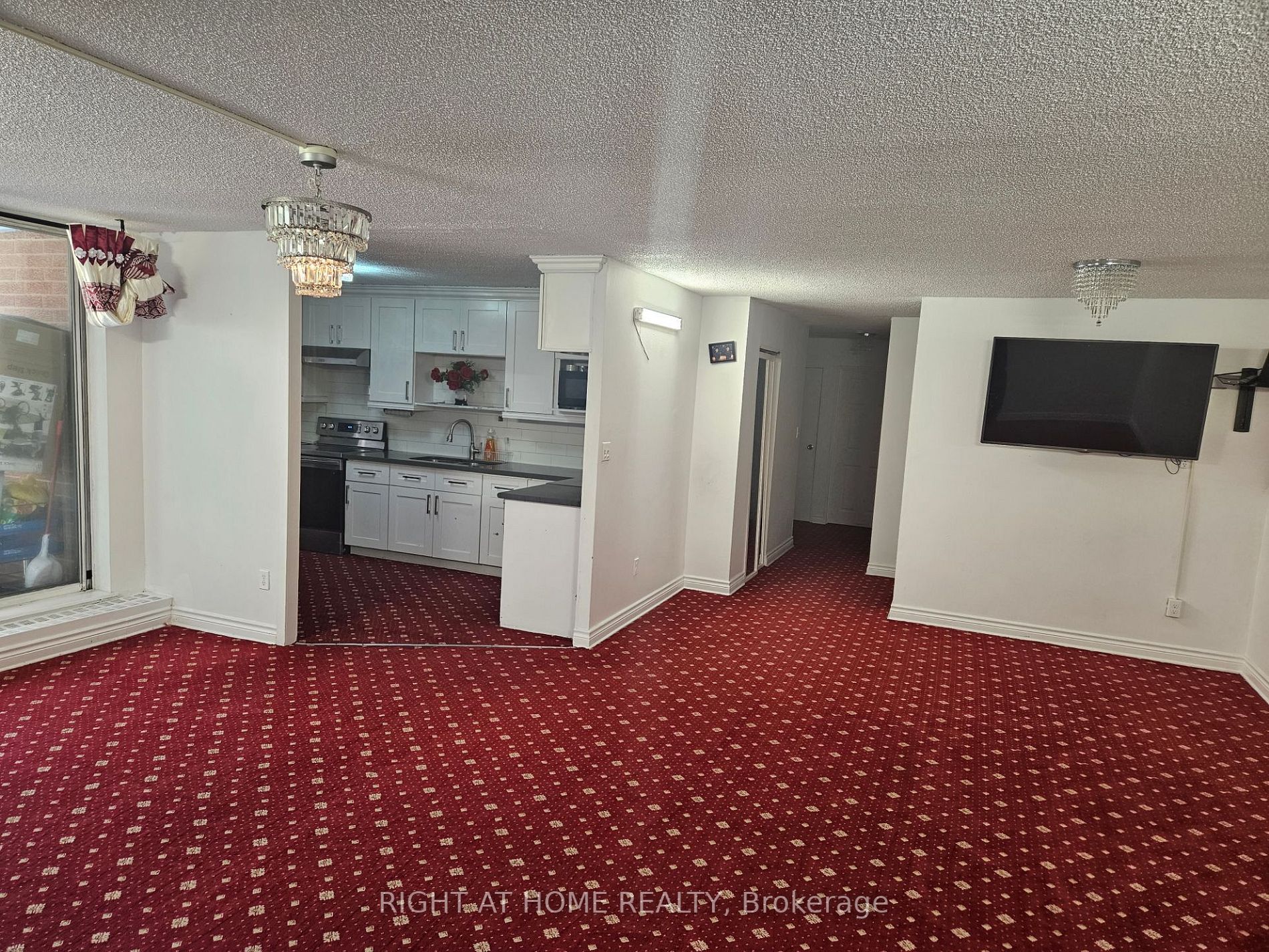 100 Wingarden Crt, #410