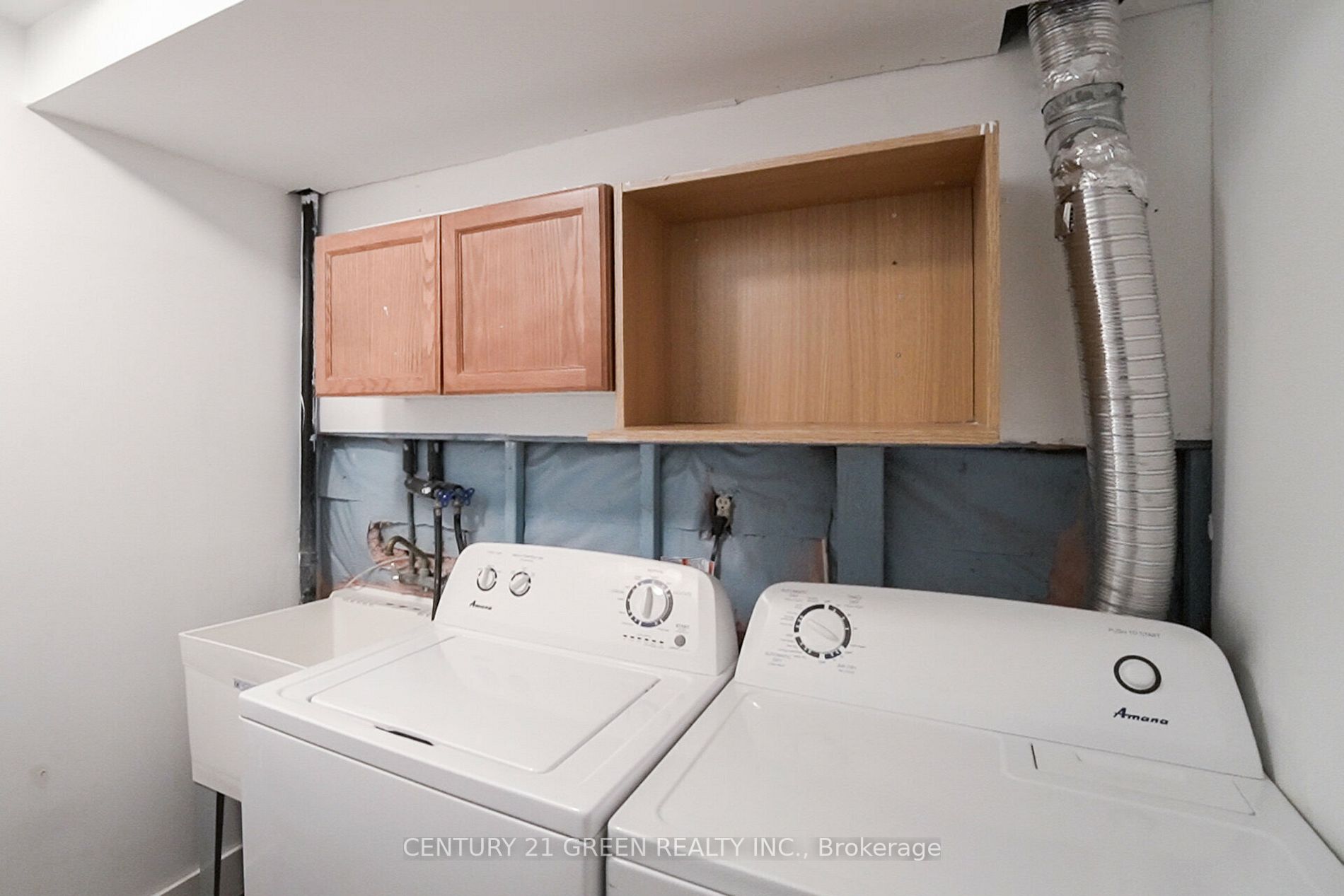 1610 Autumn Crescent