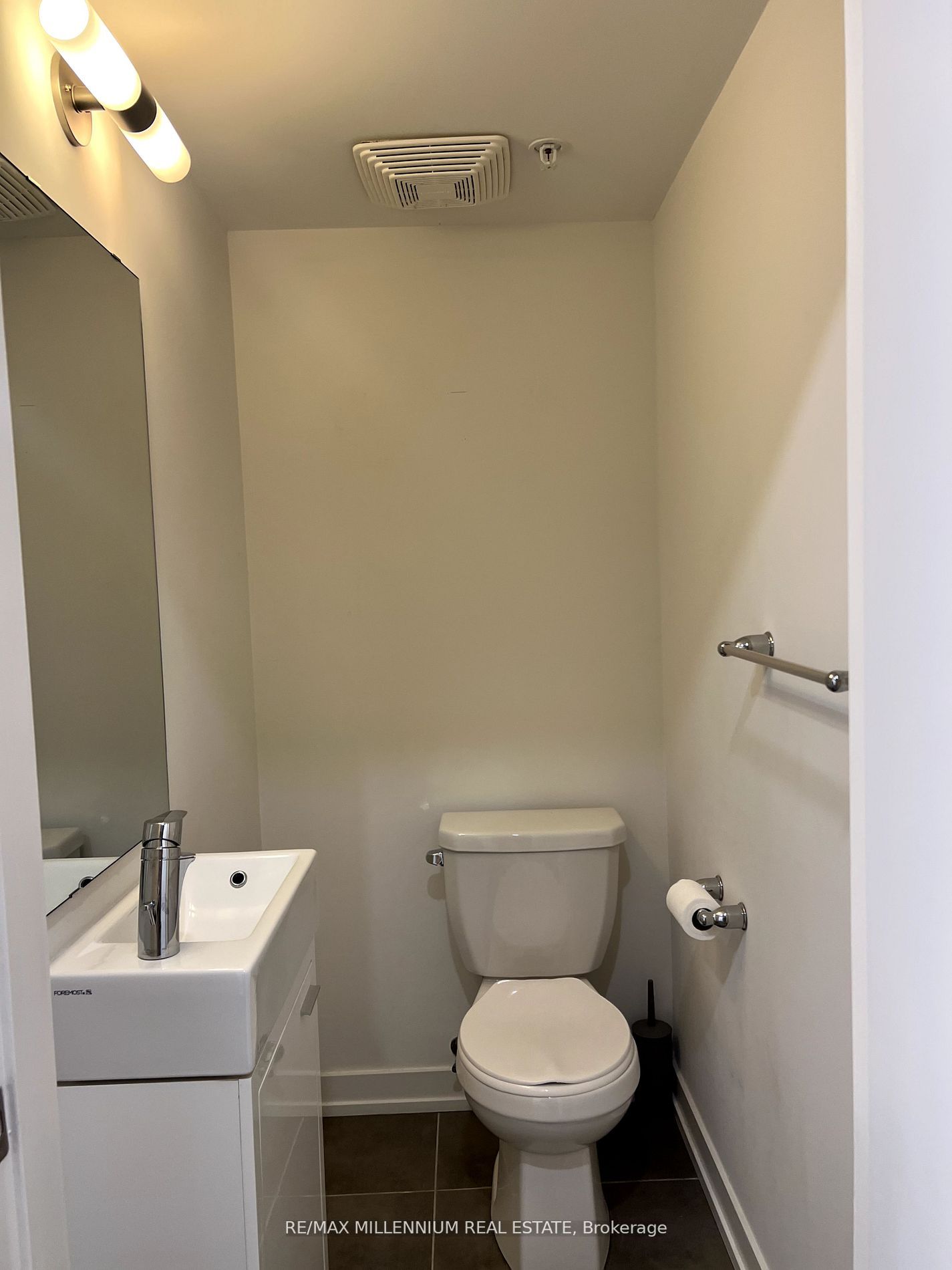 1555 Kingston Road, #510