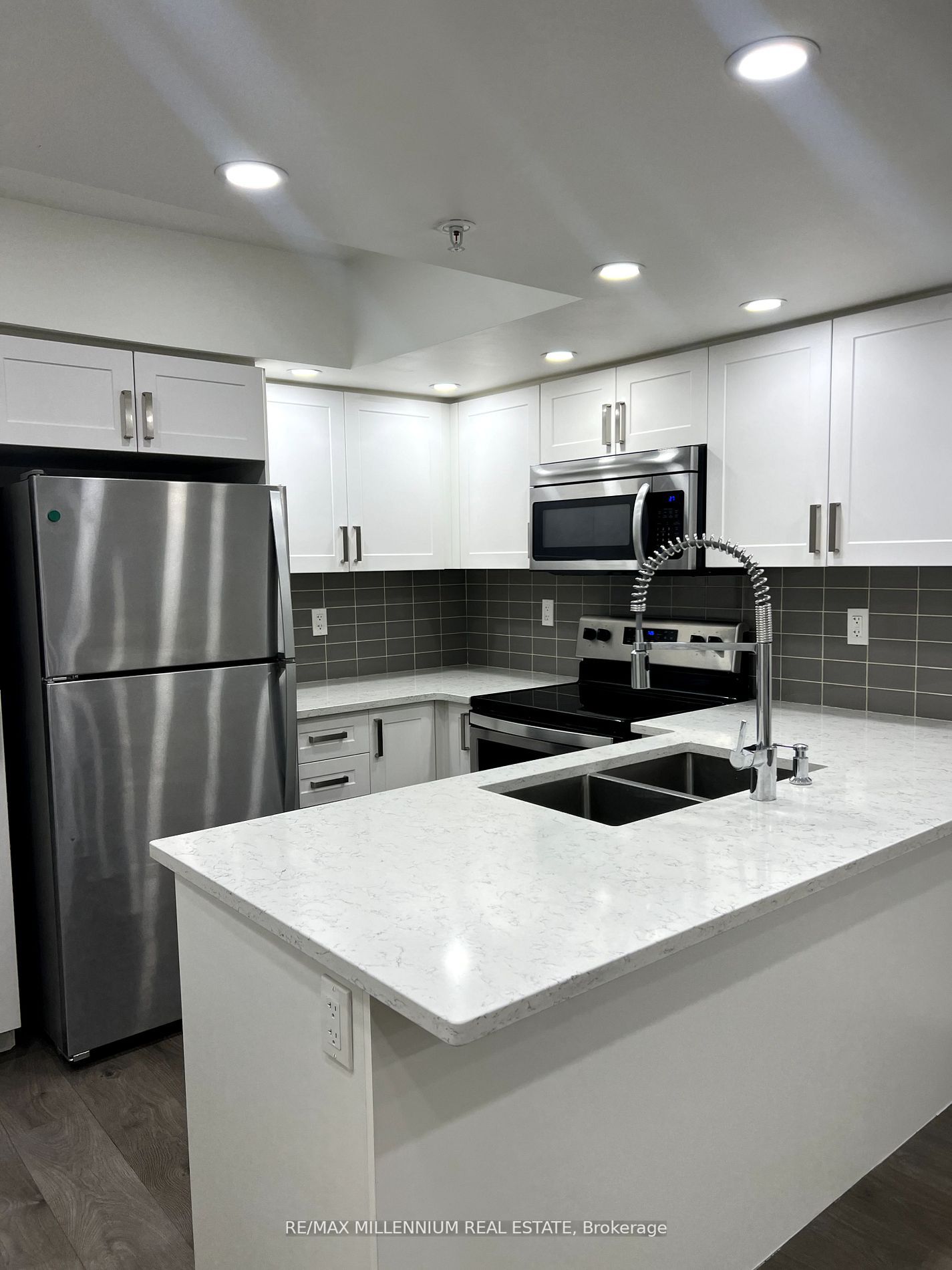 1555 Kingston Road, #510