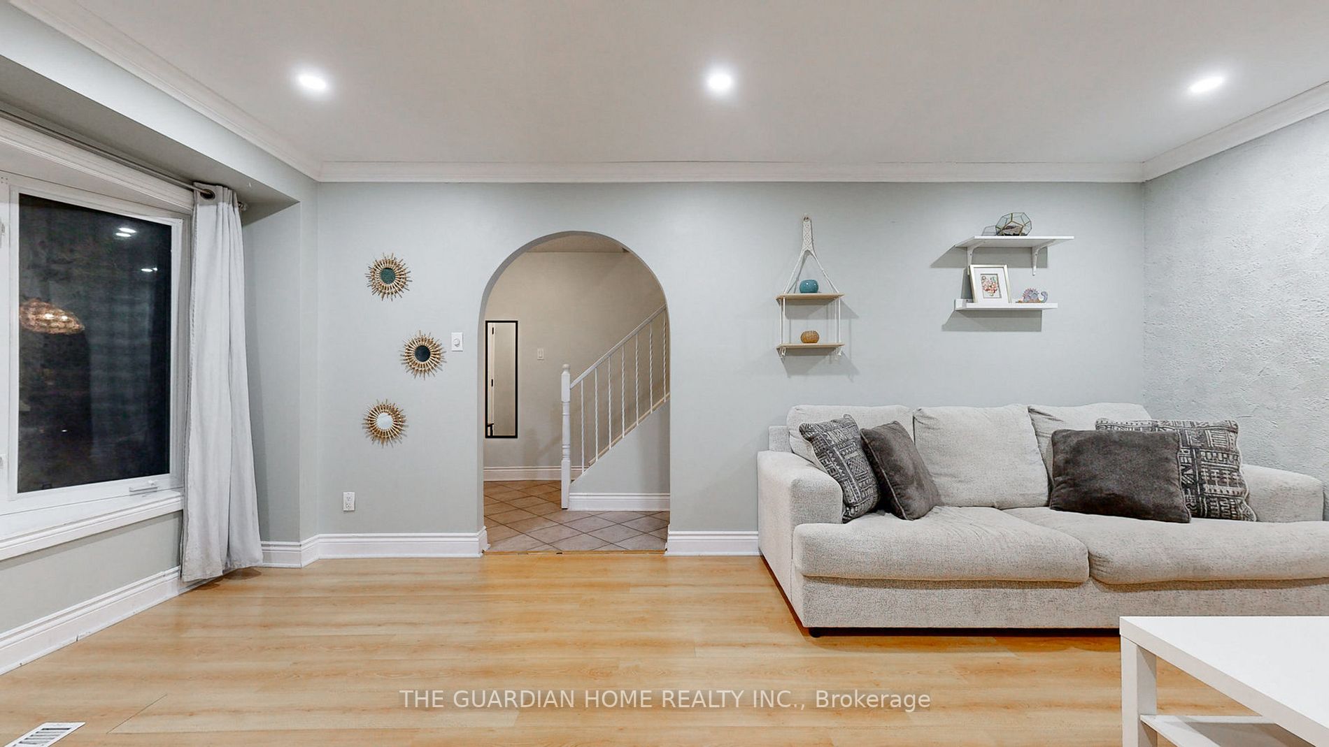 394 Ormond Dr
