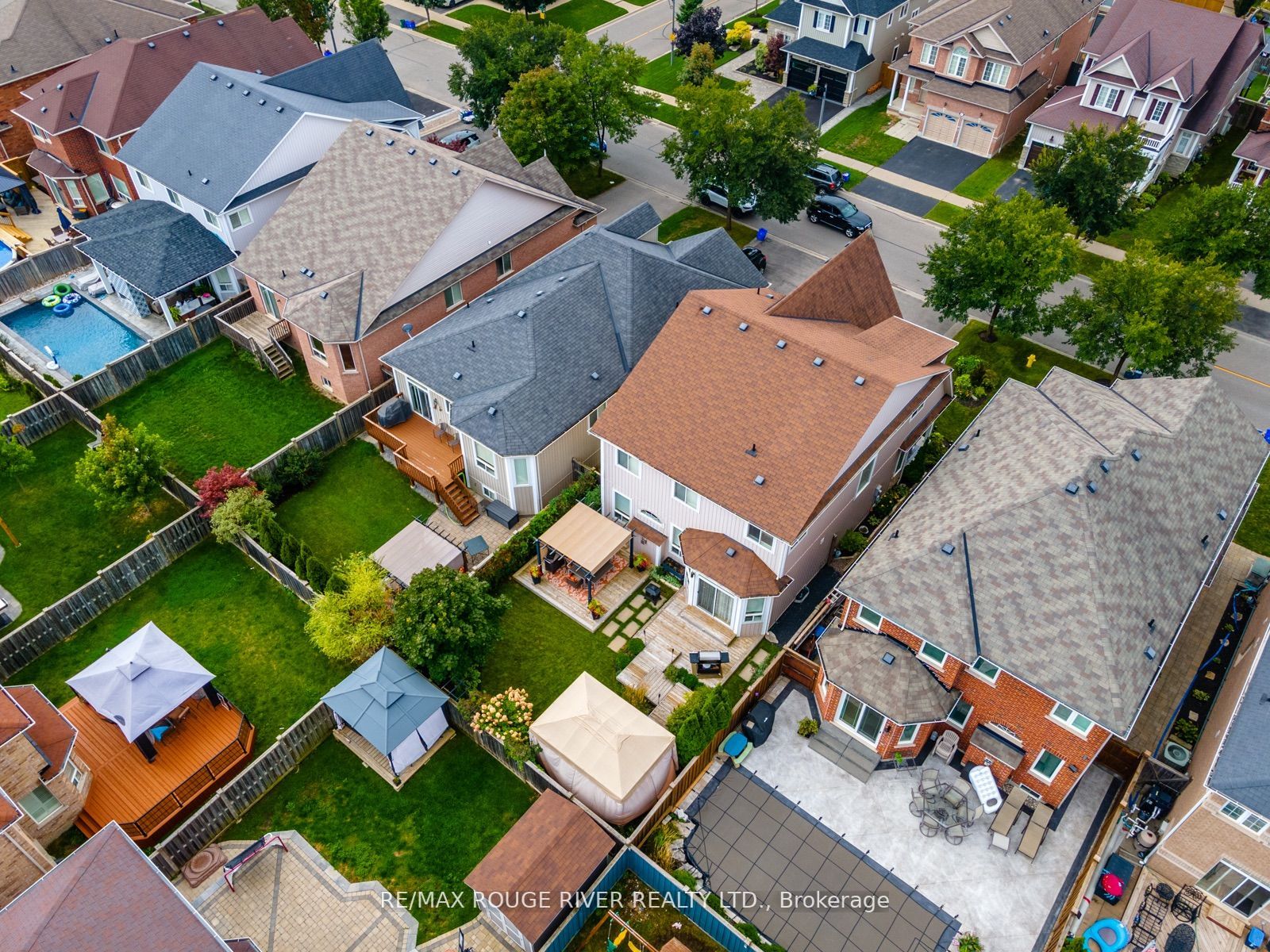 5 Rockland Crescent