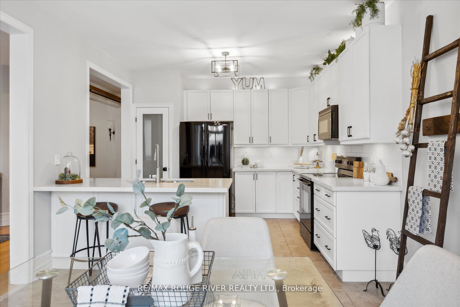 5 Rockland Crescent