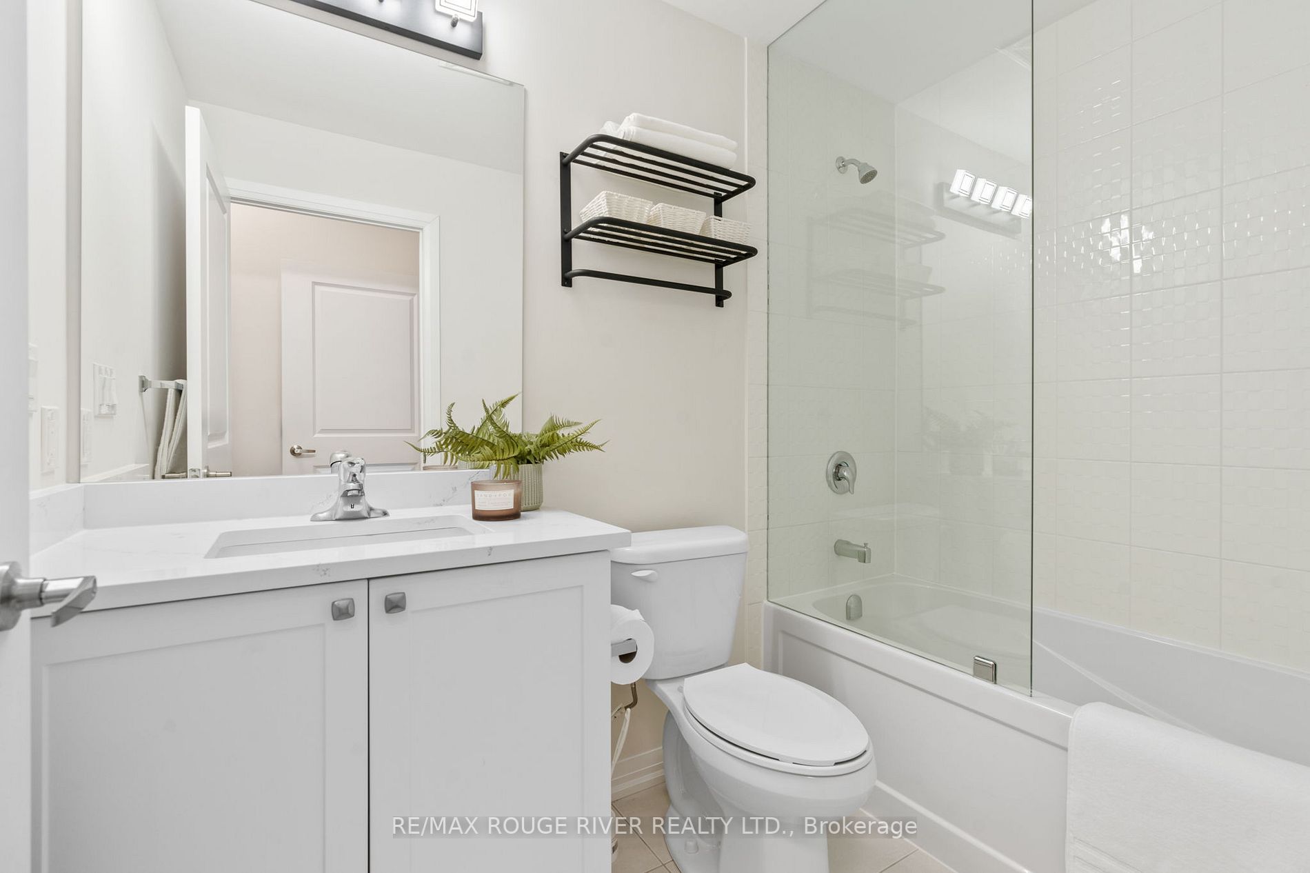 65 Shipway Avenue, #111