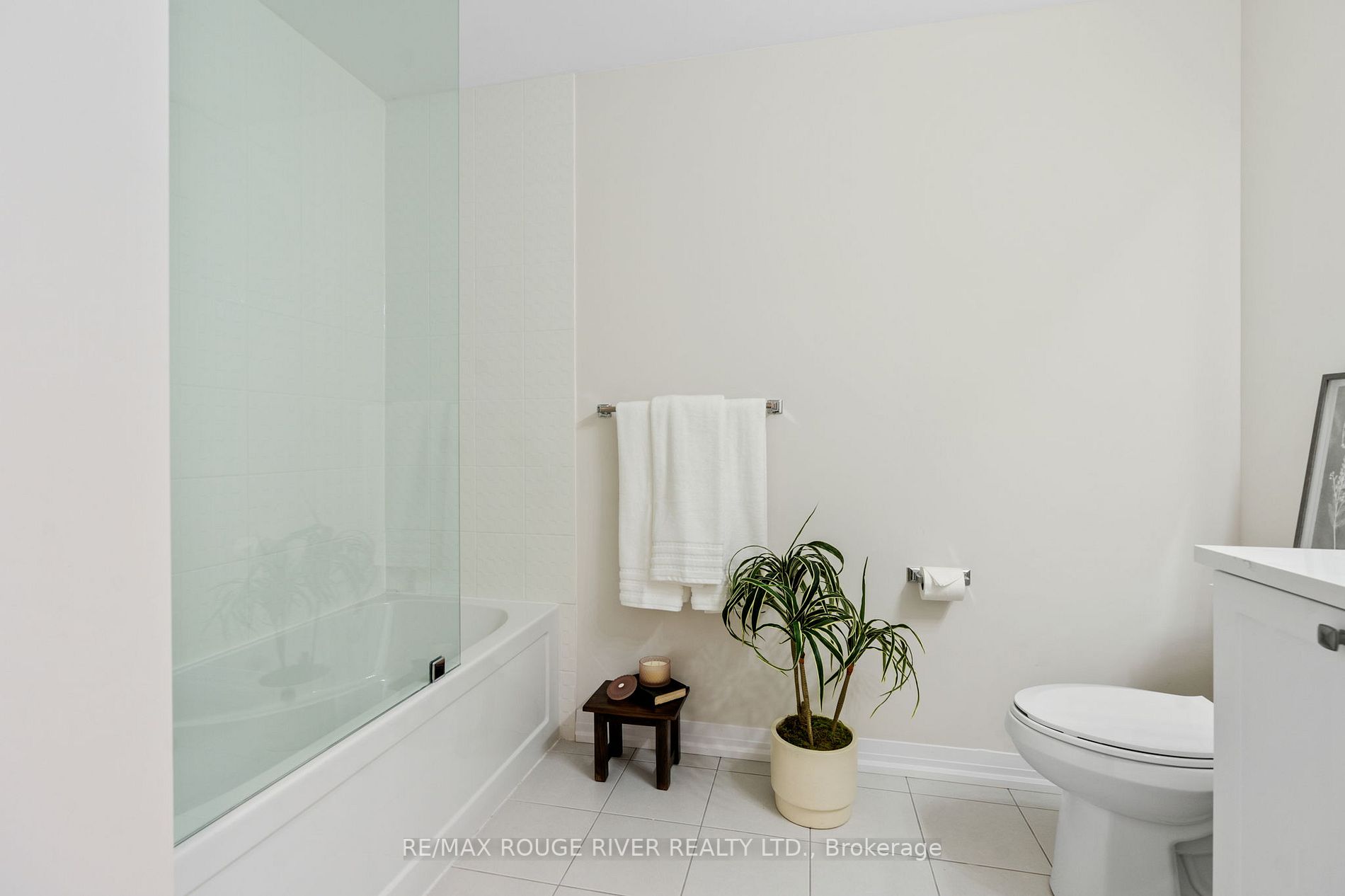 65 Shipway Avenue, #111