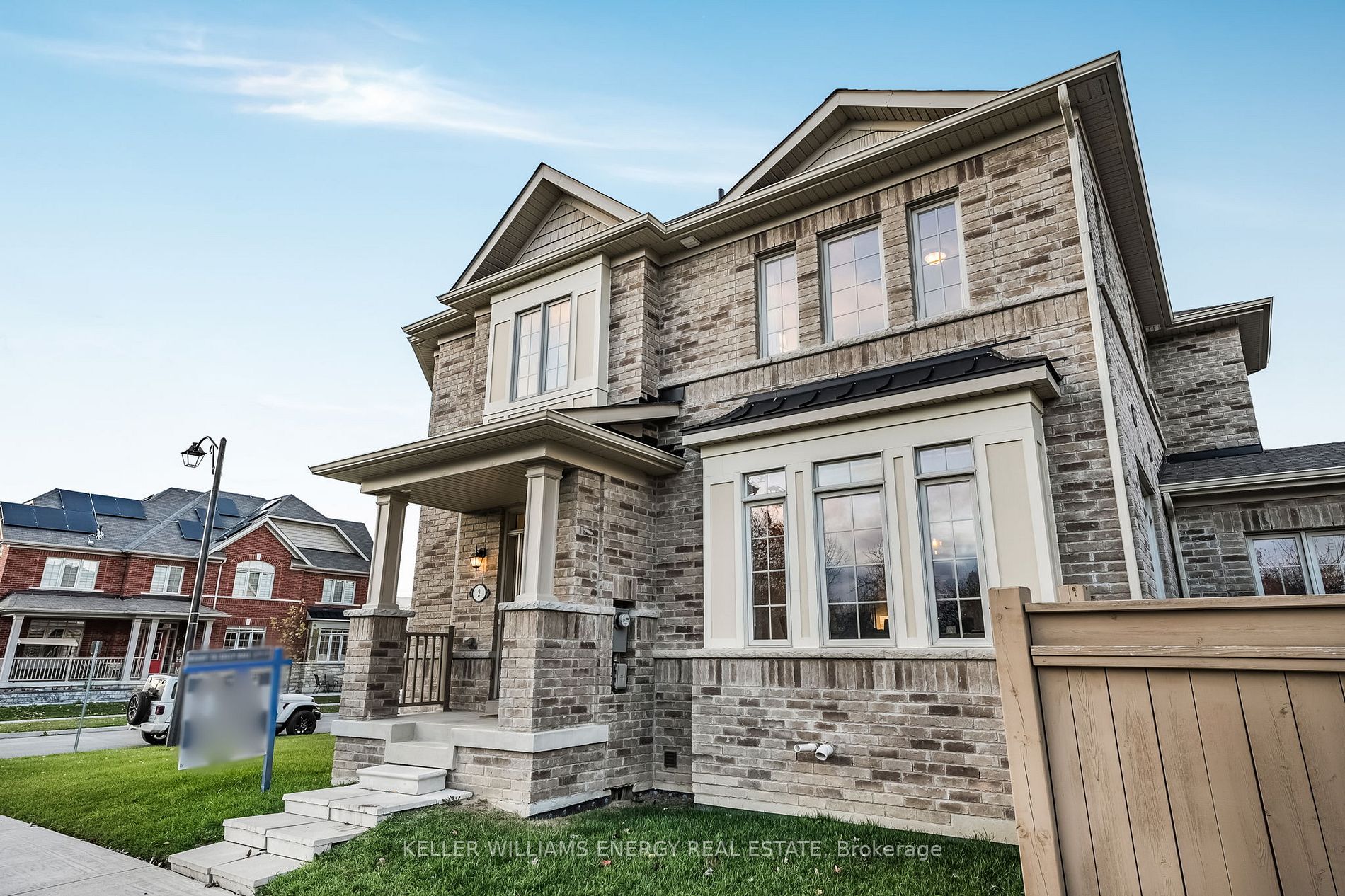 2 Drayton Avenue