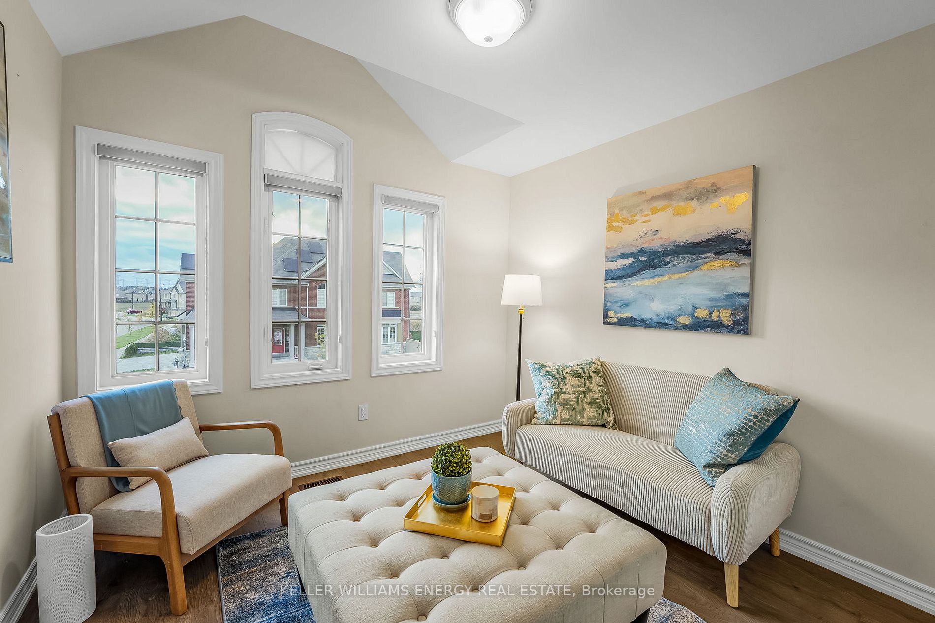 2 Drayton Avenue
